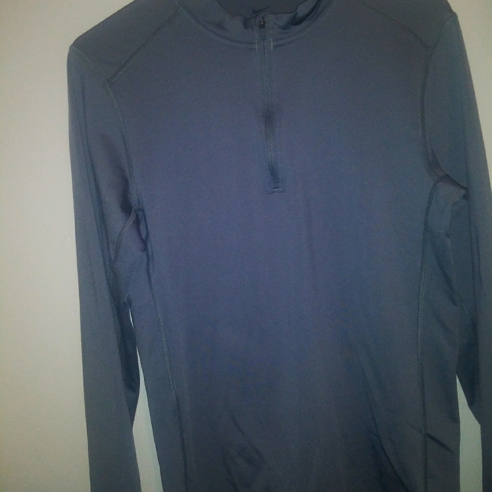 Nike Men's Sweatshirt Small
